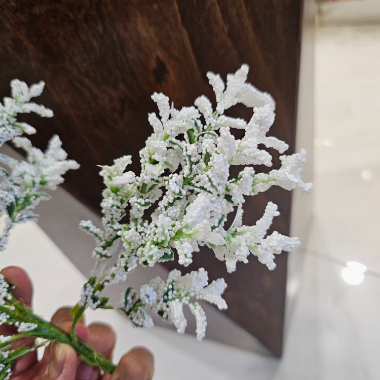 بوته پفکی سفید کیفیت بالا