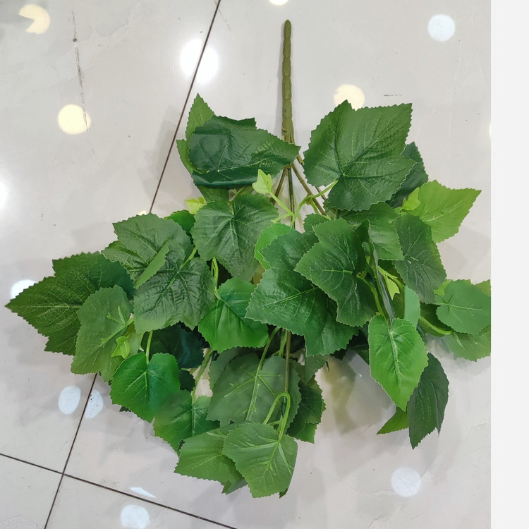 بوته برگ چرمی 5بازو 45برگ